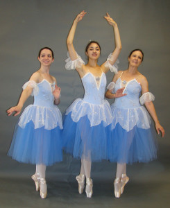 Dancers in blue